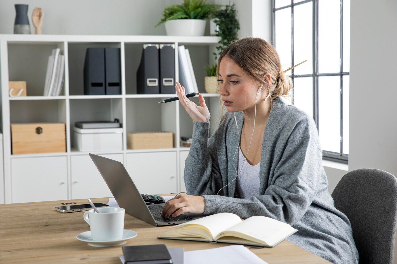 Top 10 Skills to Become a Successful Remote Worker by 2025